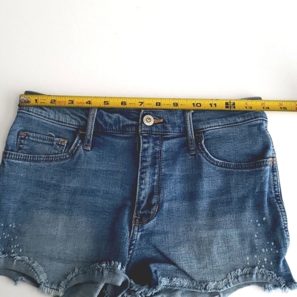Hollister High Rise Short Short Faded Blue Jean Cut Offs Frayed Hem Size 28 - Picture 7 of 9
